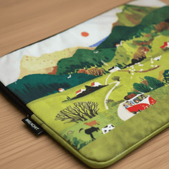 Countryside Bliss Laptop Sleeve - BREACHIT
