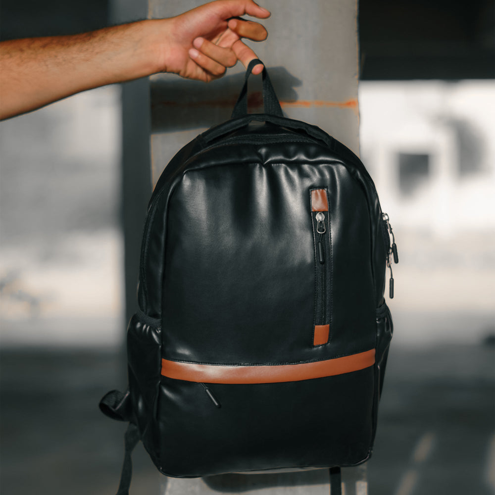 Noir Leatherite Backpack - BREACHIT