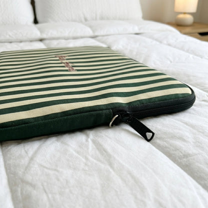 Bella Stripe Premium Laptop Sleeve - BREACHIT