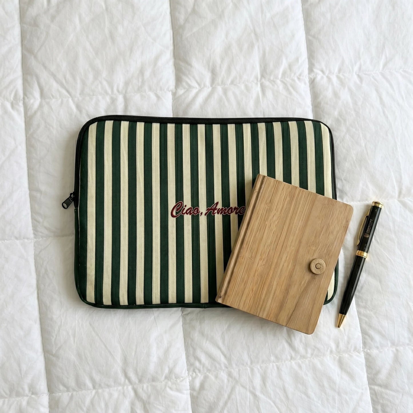 Bella Stripe Premium Laptop Sleeve - BREACHIT