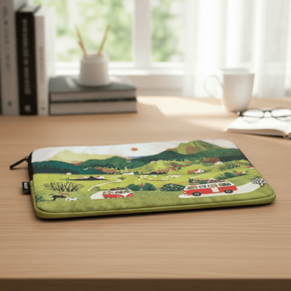 Countryside Bliss Laptop Sleeve - BREACHIT