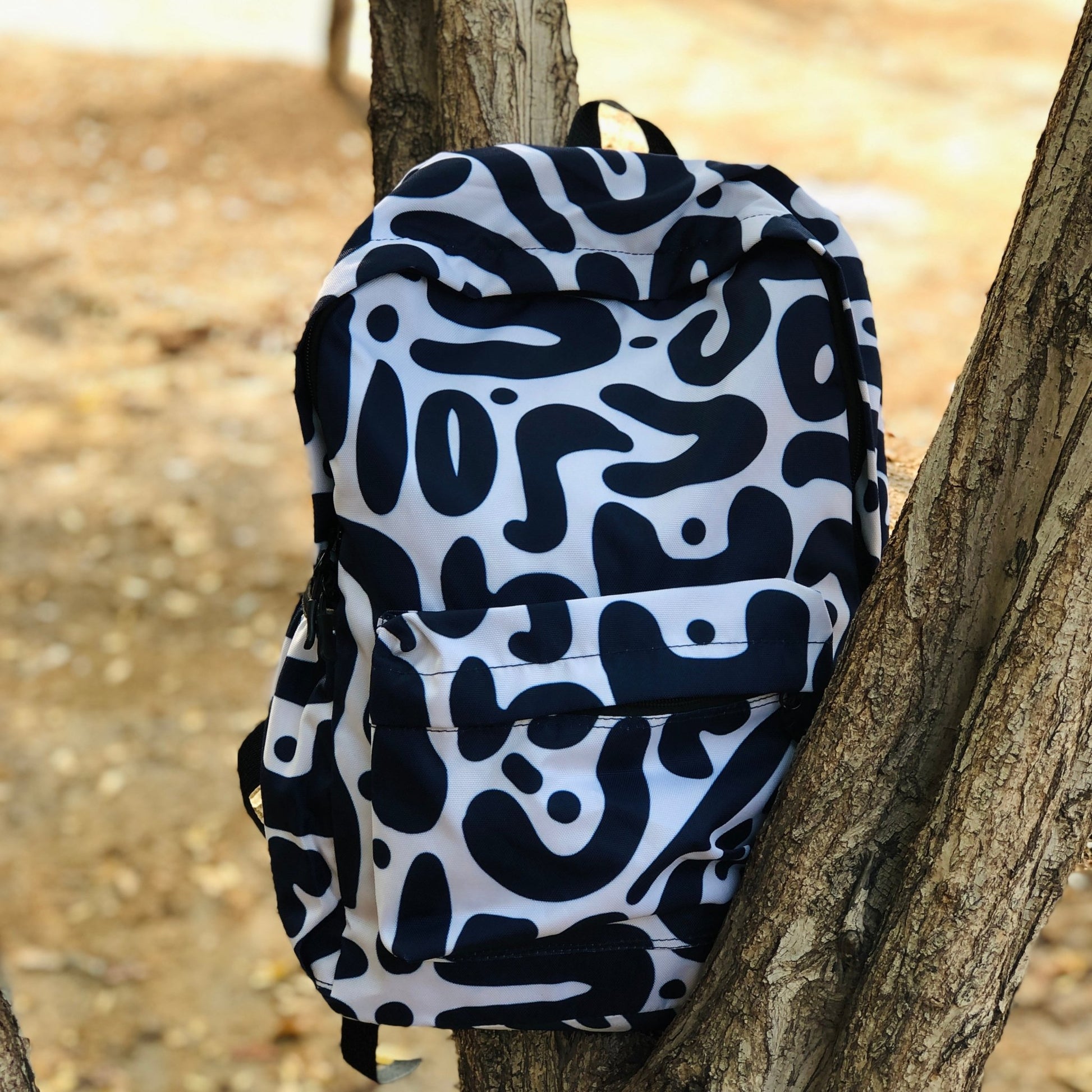 DB112 Doodle Dream Allover Printed Backpack - BREACHIT