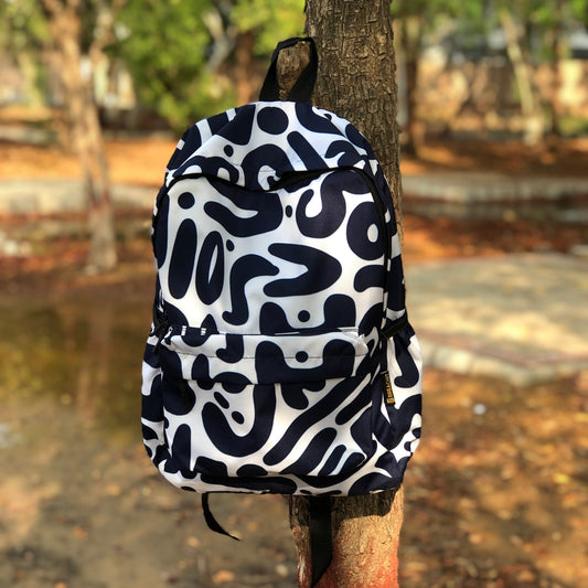 DB112 Doodle Dream Allover Printed Backpack - BREACHIT