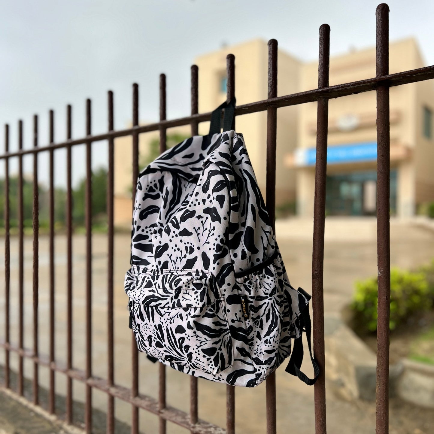 DB124 Zebra Jungle Allover Printed Backpack - BREACHIT