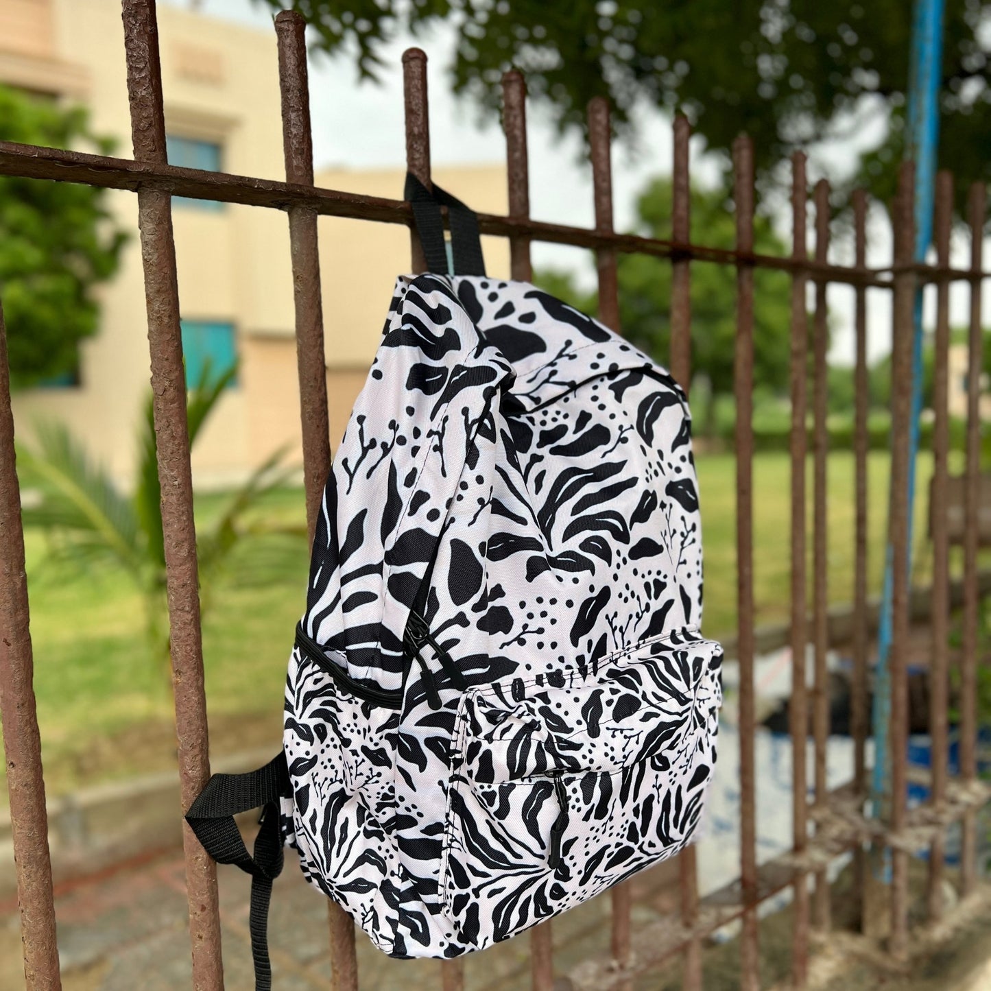 DB124 Zebra Jungle Allover Printed Backpack - BREACHIT