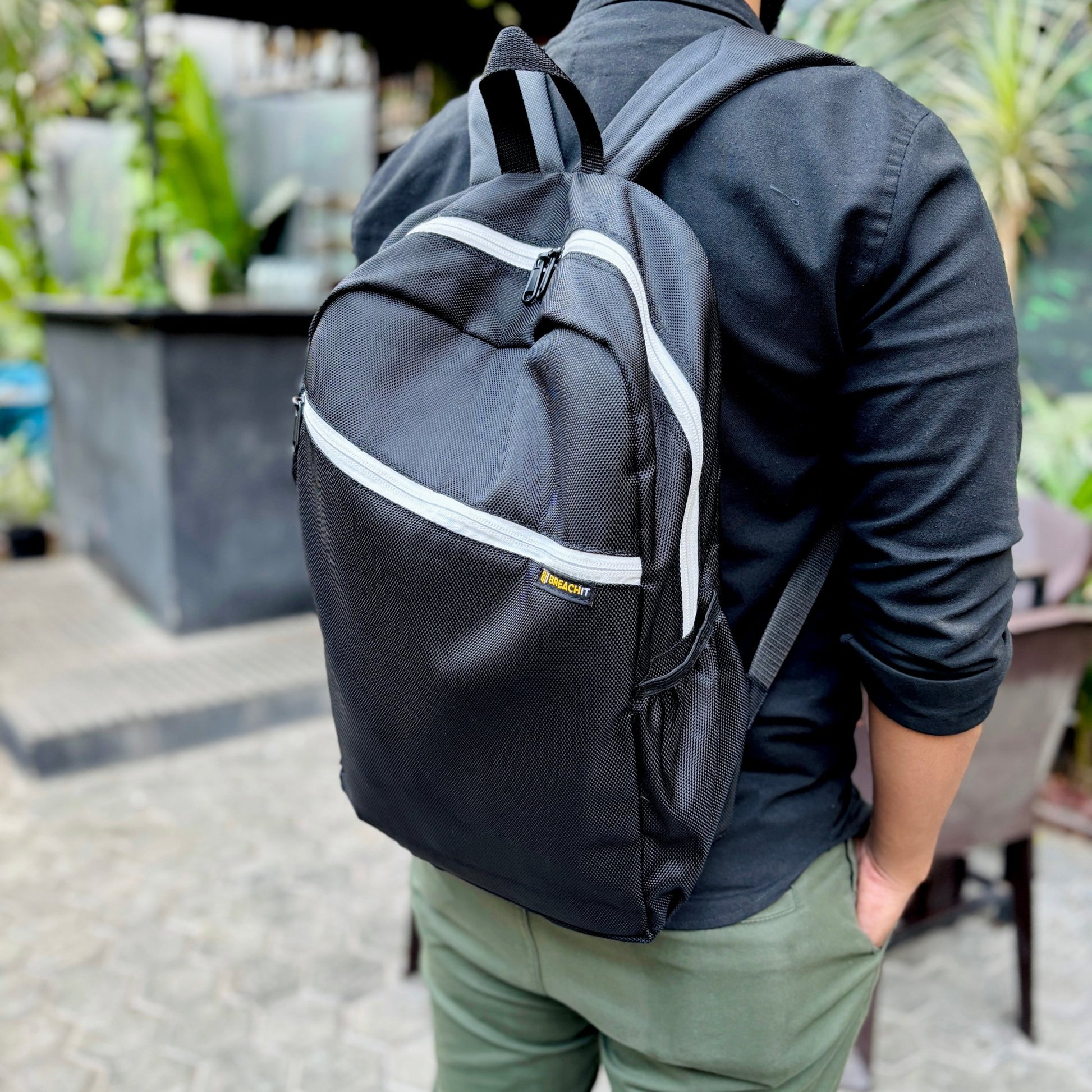 Elite Guard Backpack - BREACHIT