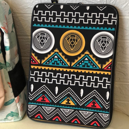 L185 African Art Laptop Sleeve - BREACHIT