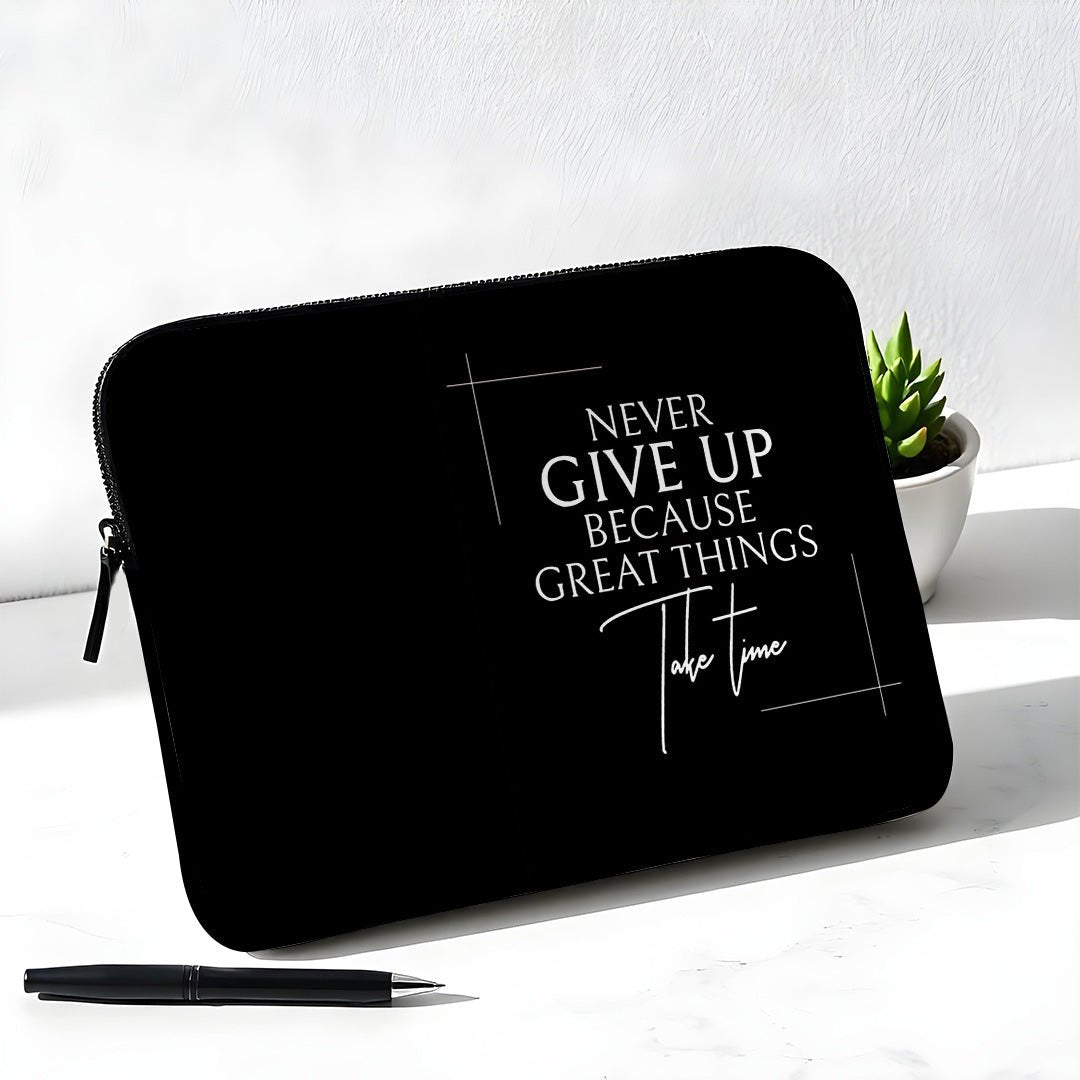 L245 Never Give Up Laptop Sleeve - BREACHIT