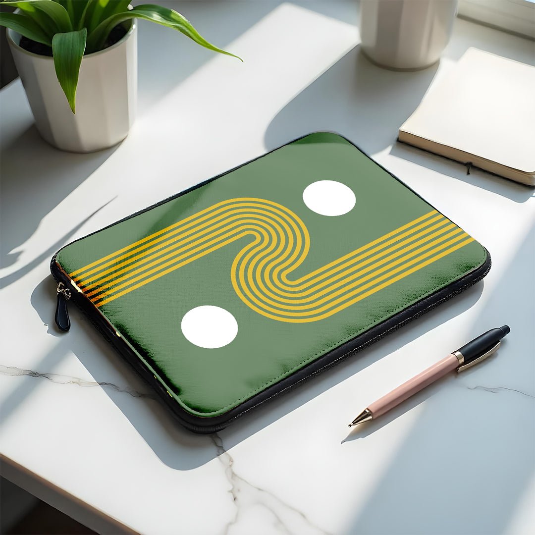 L262 Two Dot Laptop Sleeve - BREACHIT