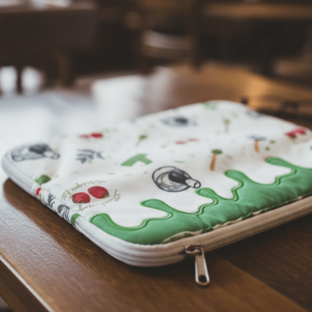 Melting Dreams Embroided Laptop Sleeve - BREACHIT