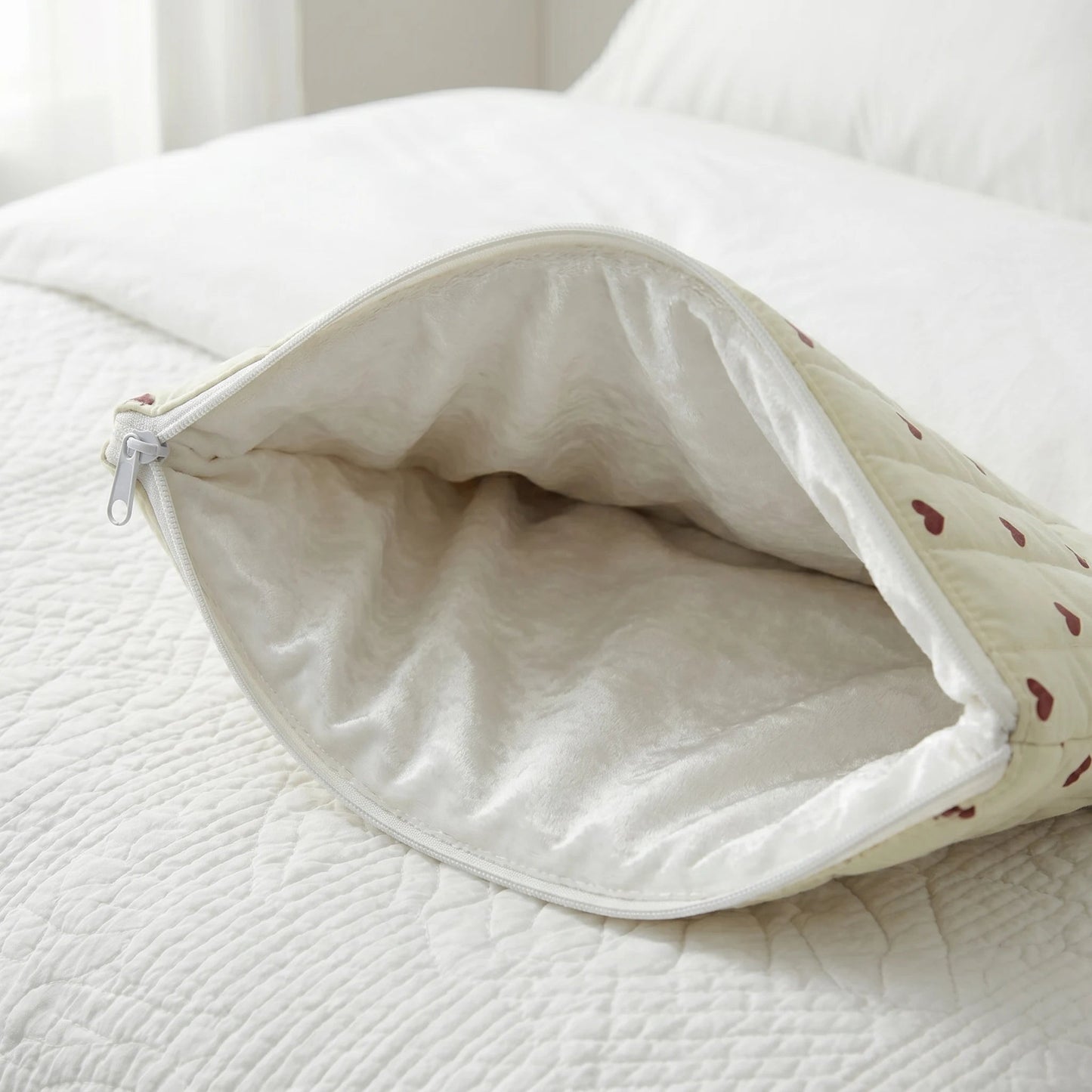 Petit Coeur Quilt Puffer Laptop Sleeve - BREACHIT