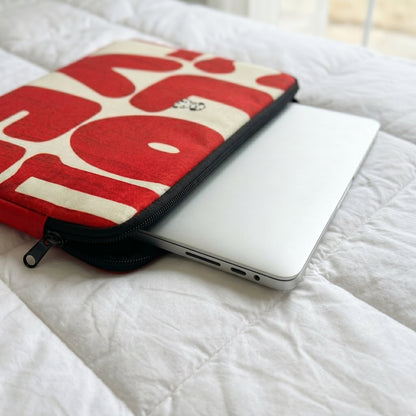 Retro Love Premium Laptop Sleeve - BREACHIT