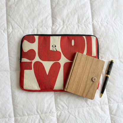 Retro Love Premium Laptop Sleeve - BREACHIT