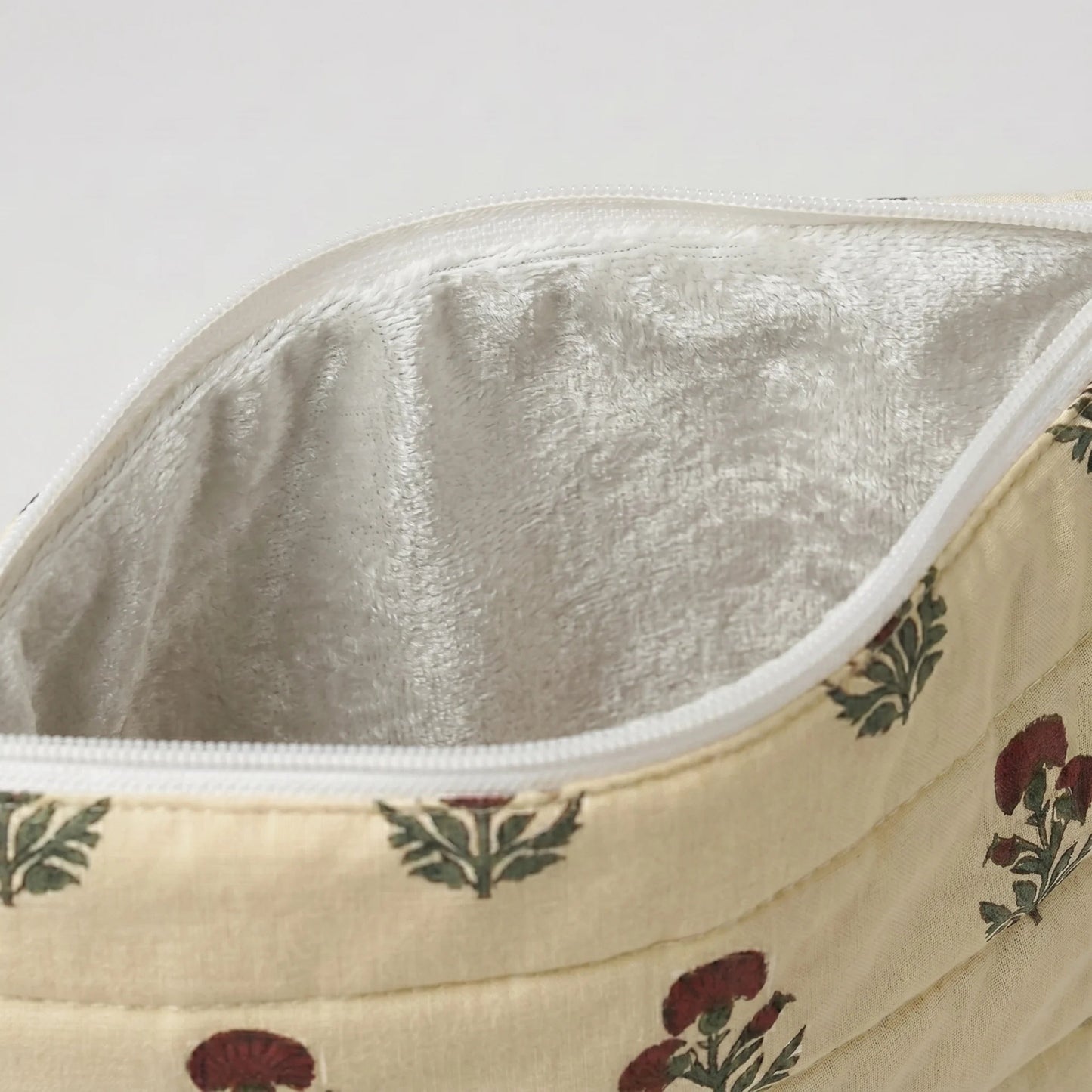 The Saffron Quilt Puffer Laptop Sleeve - BREACHIT