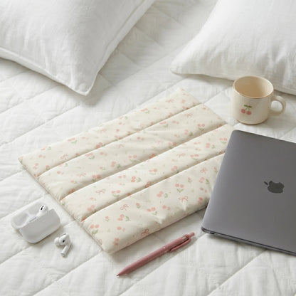 The Whisper Quilt Puffer Laptop Sleeve - BREACHIT