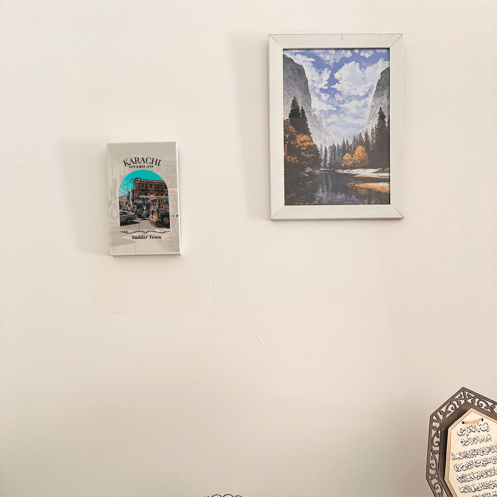 WF003 - Karachi Wall Frame - BREACHIT