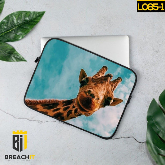 L085-1 Giraffe Laptop Sleeve - BREACHIT