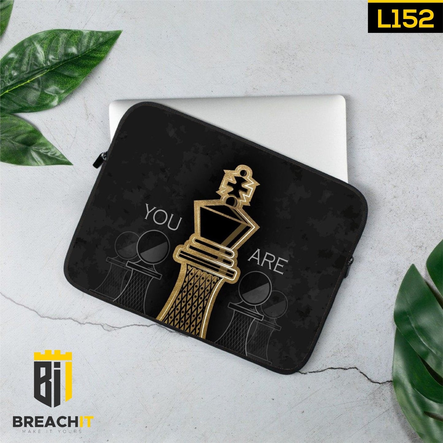 L152 Chess Game Laptop Sleeve - BREACHIT