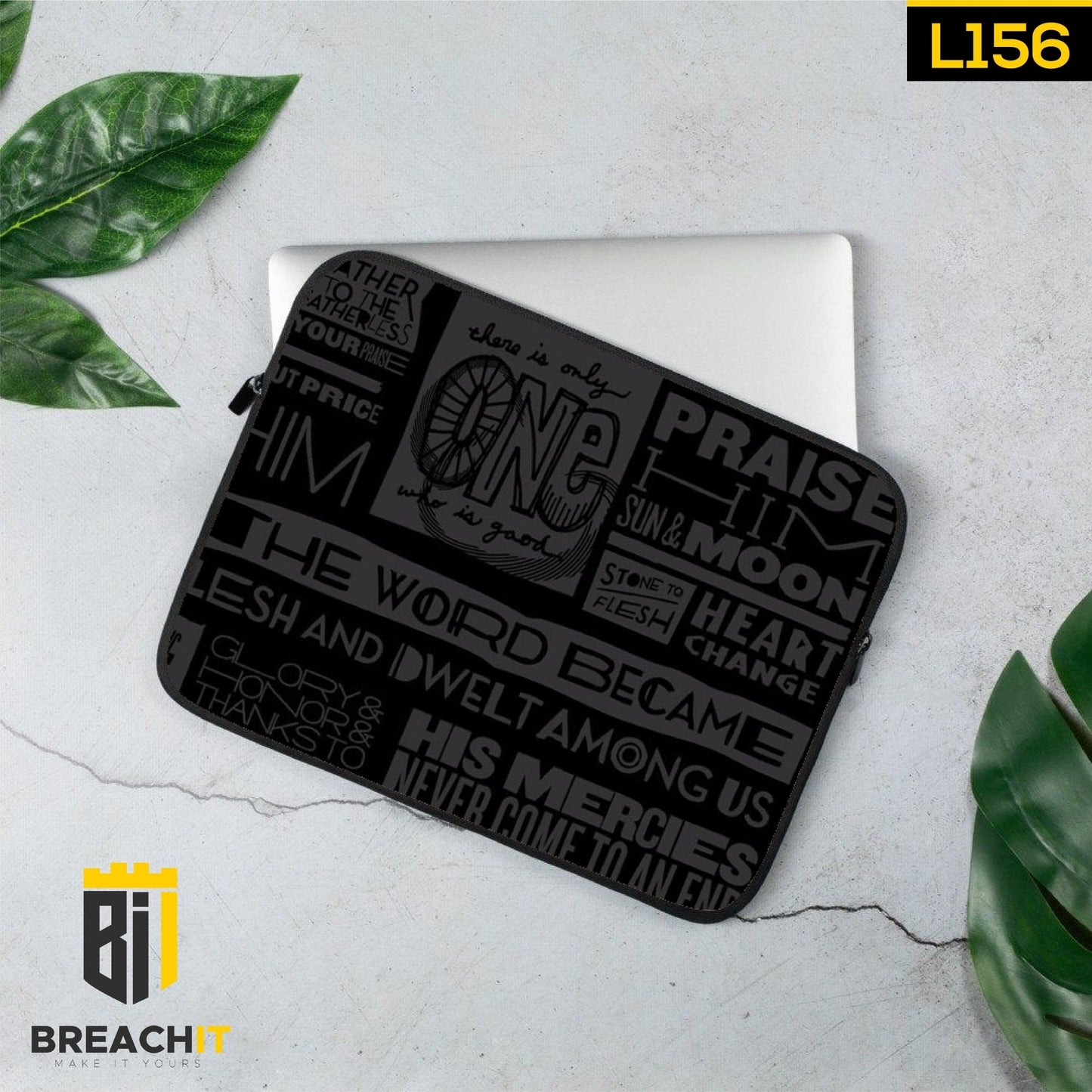 L156 Black Laptop Sleeve - BREACHIT