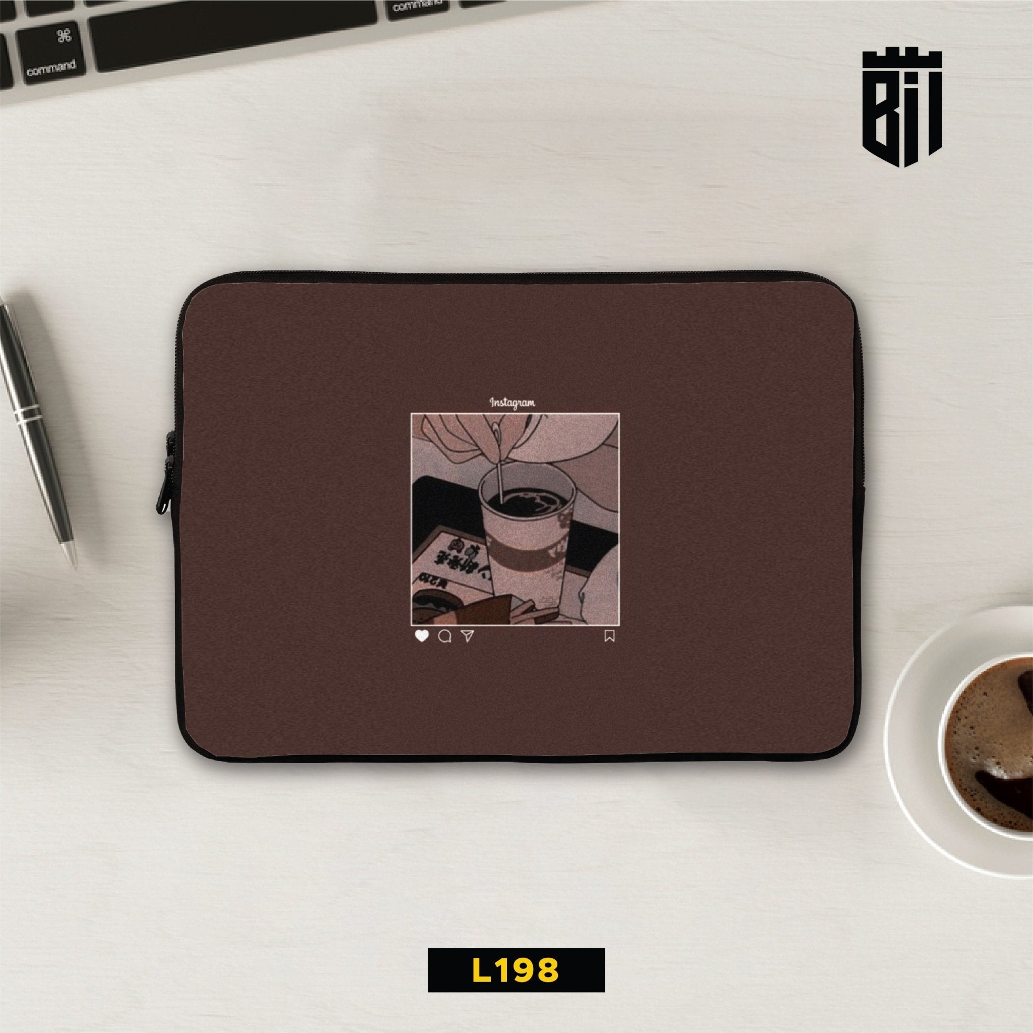 Aesthetic on sale laptop sleeve